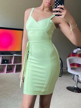 Green bandage dress with tie waist detail
